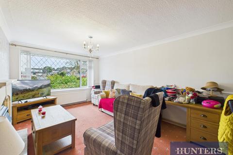2 bedroom semi-detached bungalow for sale, Wayside Crescent, Bridlington