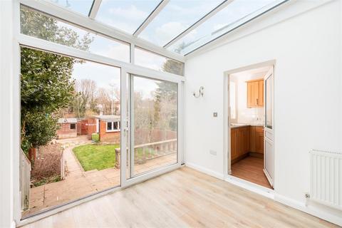 3 bedroom semi-detached house for sale, Pymmes Green Road, London N11