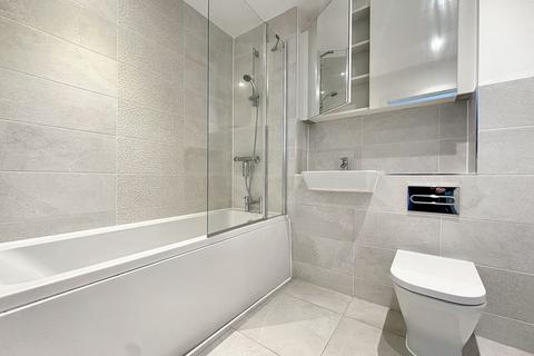 1 bedroom apartment to rent, Blyth Road, Bluenote Apartments, UB3