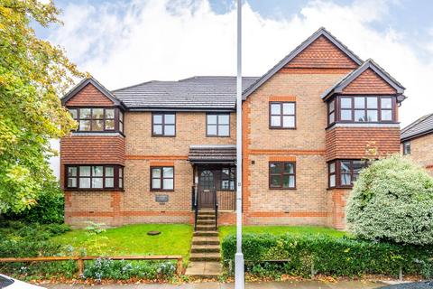 1 bedroom flat for sale, Dukes Avenue, New Malden, KT3