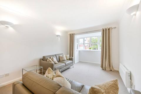 1 bedroom flat for sale, Dukes Avenue, New Malden, KT3
