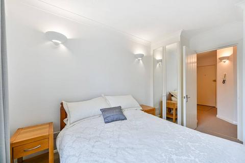 1 bedroom flat for sale, Dukes Avenue, New Malden, KT3
