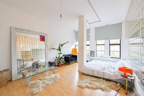 undefined, Dehavilland Studios, Clapton, London, E5