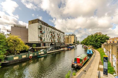 Wiltshire Row, Hoxton, London, N1