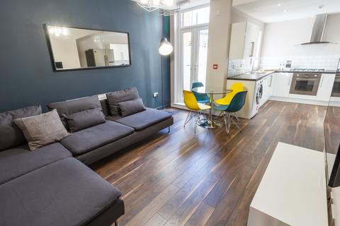 undefined, Empress Road, L7 8SF,