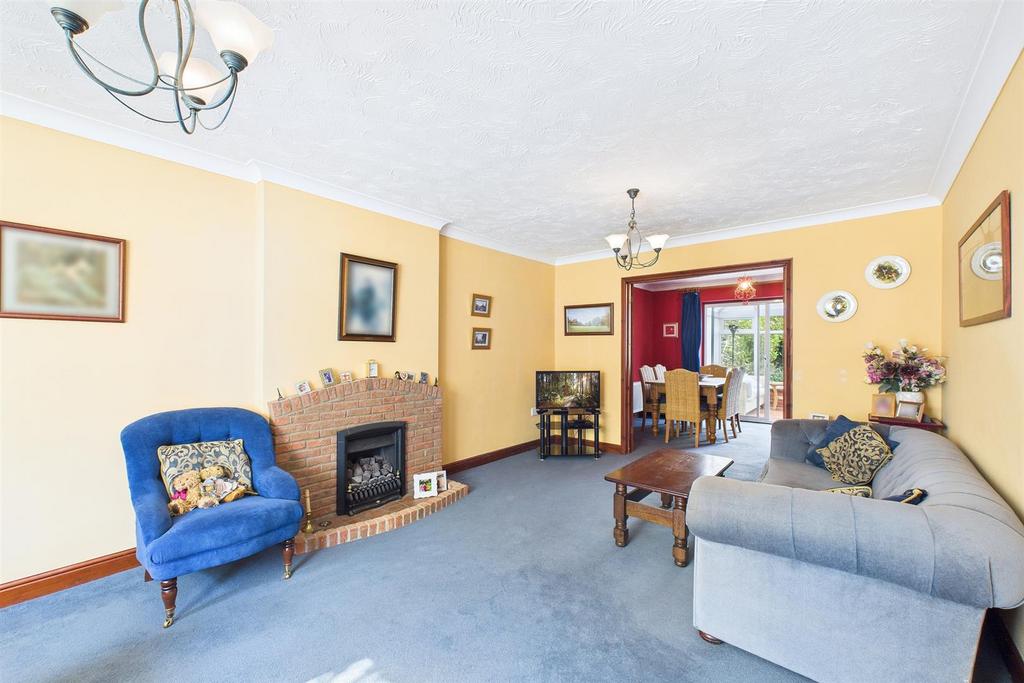 Living Room.jpg