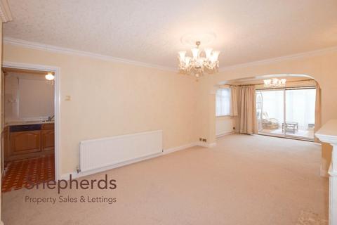 undefined, Winton Drive, Cheshunt EN8