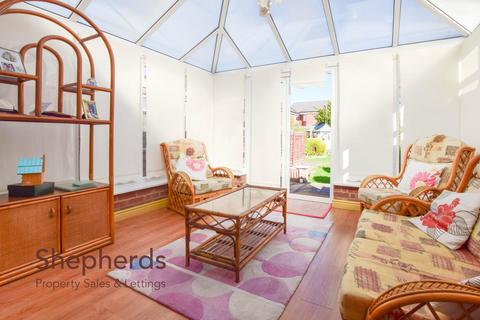 undefined, Winton Drive, Cheshunt EN8