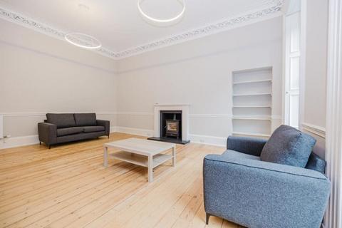 5 bedroom flat to rent, 3213L Castle Terrace, Edinburgh, EH1 2DP