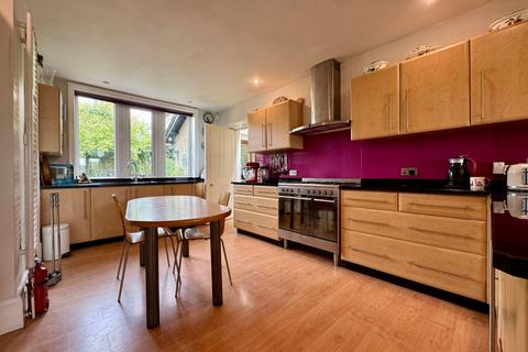 undefined, Ellerclose, Ellerclose Road, Leyburn