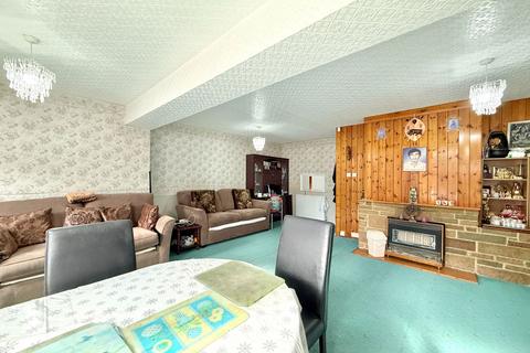 3 bedroom terraced house for sale, Redstone Farm Road, Hall Green