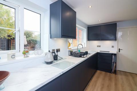 4 bedroom detached house for sale, Earls Close, Bridgwater TA6