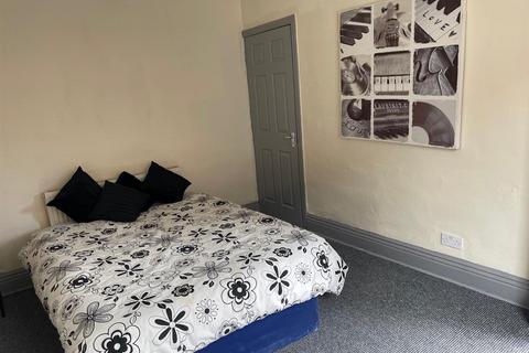undefined, Lytham Place, Leeds