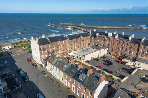 3 bedroom townhouse for sale, West Terrace, Whitby YO21