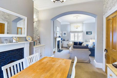 3 bedroom townhouse for sale, West Terrace, Whitby YO21