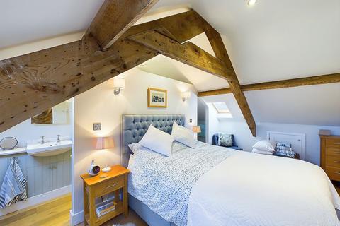 undefined, West Terrace, Whitby YO21