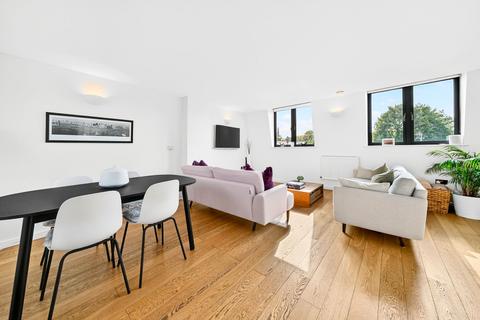 3 bedroom apartment for sale, Valerio Mews, London N1