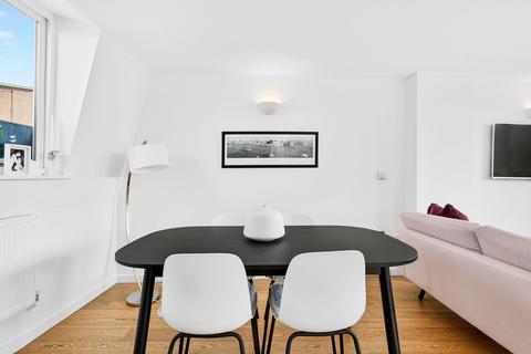 11 Valerio Mews, London, N1 4FB