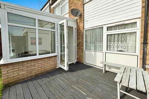 14 Nethersole Close, Canterbury, CT2 7DP