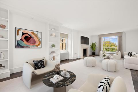 3 bedroom flat to rent, Addison Road, London, W14