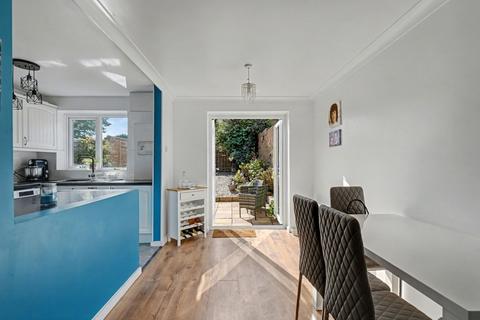 3 bedroom end of terrace house for sale, Clandon Road, Chatham ME5