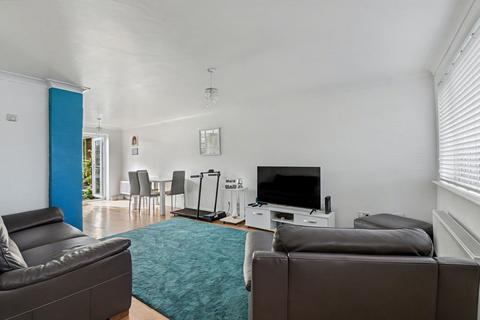 3 bedroom end of terrace house for sale, Clandon Road, Chatham ME5