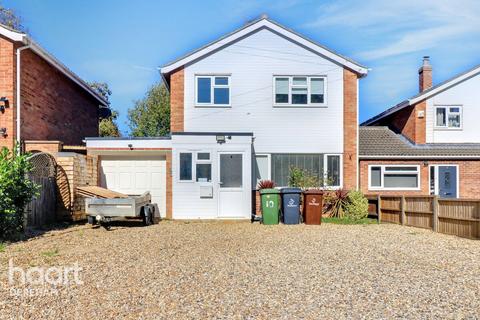 undefined, South Green Gardens, Dereham