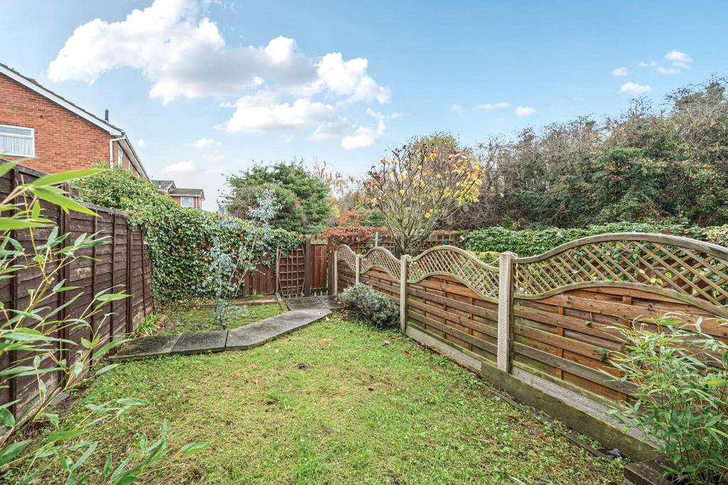 Rear garden 1.jpg