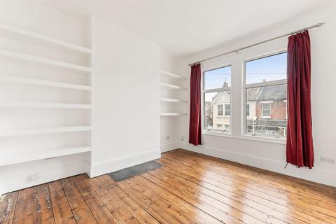2 bedroom flat for sale, St. John's Road, London, N15