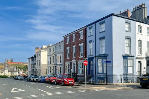 4 bedroom townhouse for sale, Crescent Place, Whitby YO21