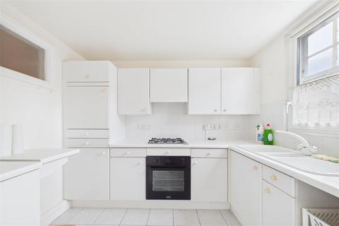 3 bedroom end of terrace house for sale, St. Peters, Chichester