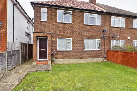 2 bedroom apartment for sale, Great Central Avenue, Ruislip, HA4