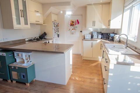 4 bedroom semi-detached house for sale, St Budeaux Close, Ottery St Mary