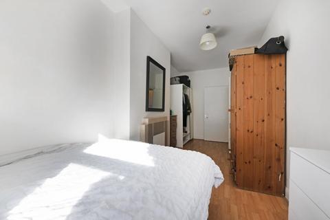 1 bedroom flat to rent, High Street, Crouch End