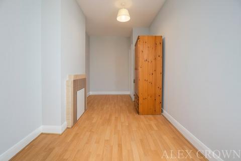 1 bedroom flat to rent, High Street, Crouch End