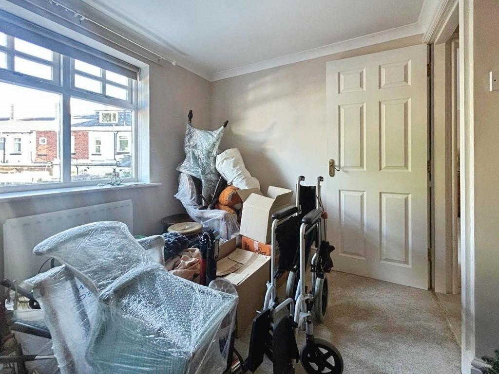 Pbox-bedroom-340730.jpeg