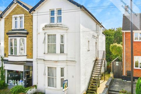 2 bedroom apartment to rent, Atherley Road Shanklin PO37