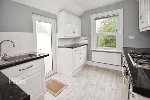 2 bedroom apartment to rent, Atherley Road Shanklin PO37
