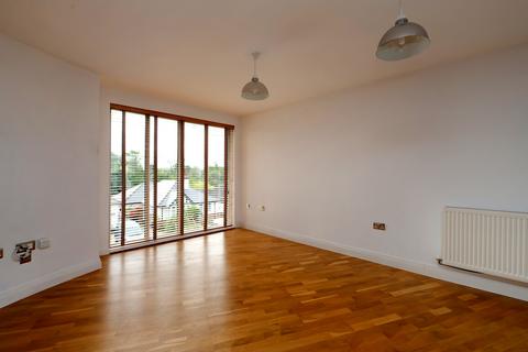 2 bedroom flat for sale, Carlton Court, The Bridge Approach, Whitstable