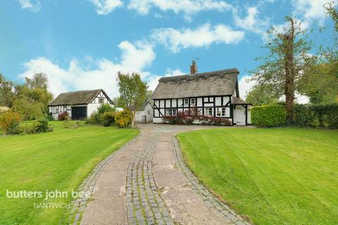 3 bedroom cottage for sale, Barracks Lane, Ravensmoor