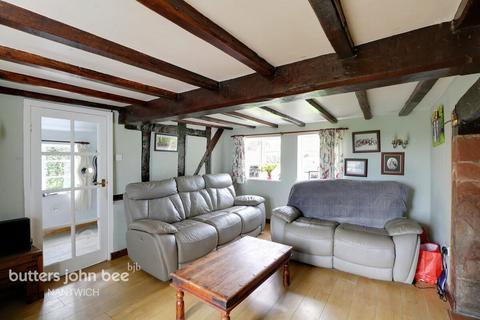 3 bedroom cottage for sale, Barracks Lane, Ravensmoor