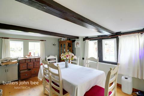 3 bedroom cottage for sale, Barracks Lane, Ravensmoor