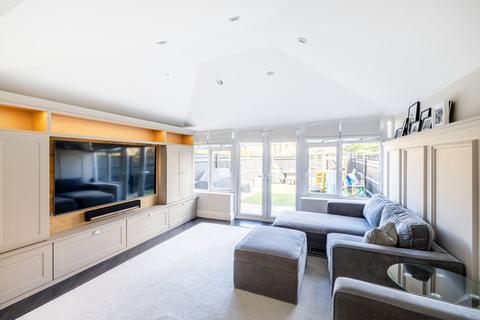 4 bedroom end of terrace house for sale, Tower Place, Warlingham, CR6