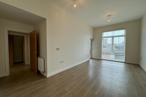 2 bedroom apartment to rent, Bridge Avenue, Maidenhead
