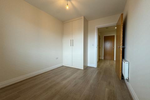 2 bedroom apartment to rent, Bridge Avenue, Maidenhead