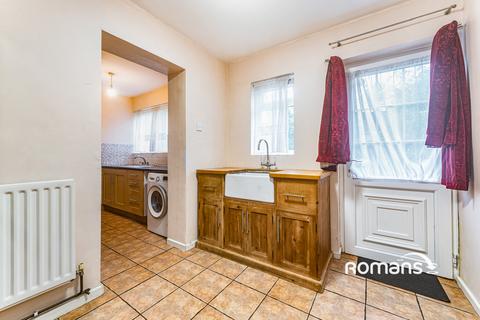 3 bedroom semi-detached house to rent, Silverdale Road, Earley, Reading, RG6