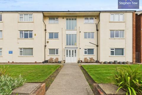 Clifton Drive, Blackpool, FY4