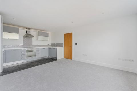2 bedroom flat for sale, Church Street, Epsom