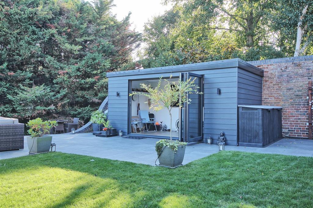 Summer house