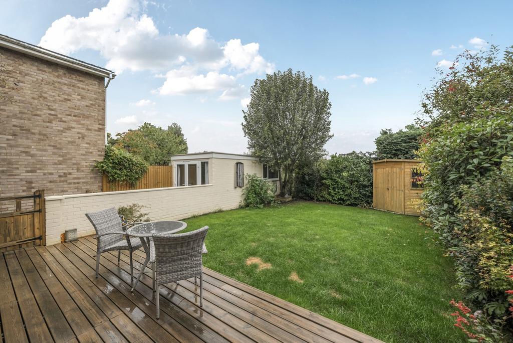 1360096-7-68dfc6d...